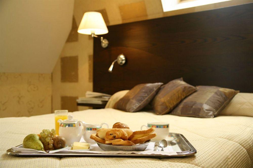 Logis La Marjolaine Hotel Moulay Exterior photo